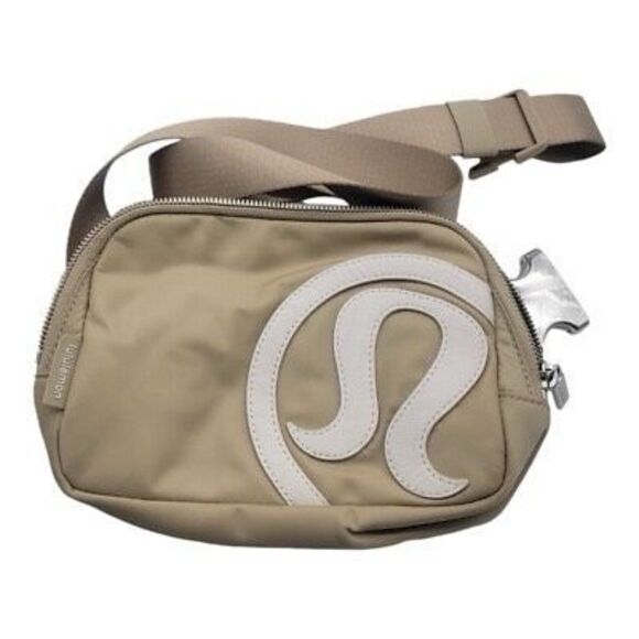 Lululemon Everywhere Belt Bag Convertible Fanny Pack Tan Travel Crossbody - Picture 1 of 6